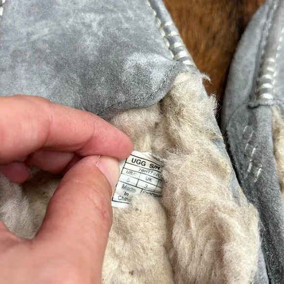 Womens UGG winter slippers size 5 check them out very nice thanks 🙏 - Picture 8 of 8